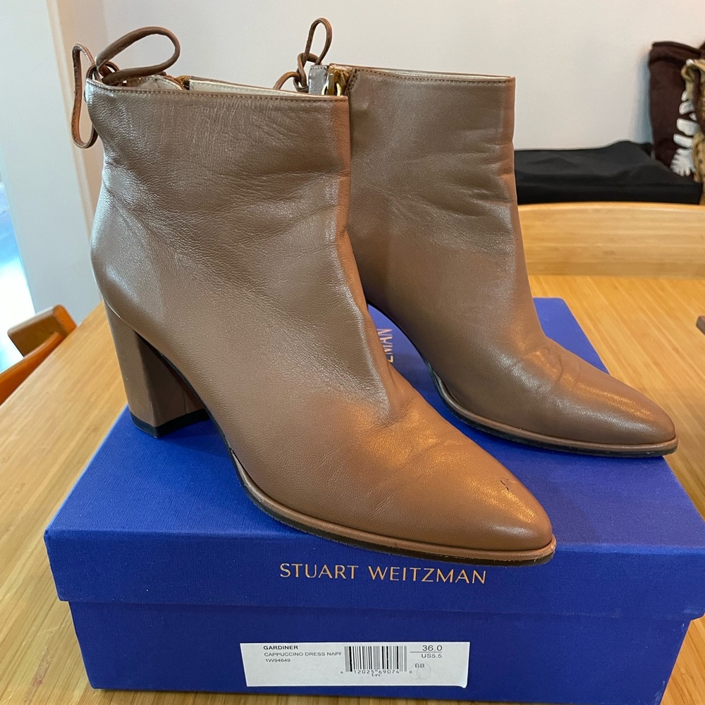 Stuart Weitzman Caramel Gardiner Booties